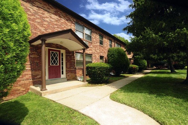 Donna Ann Apartments