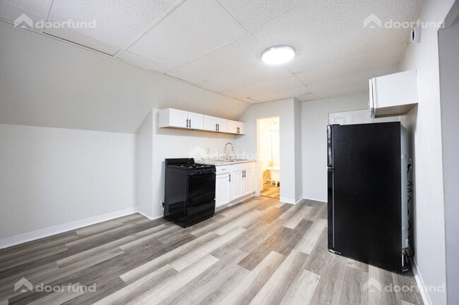 Photo - 3 Lyman St Unidad 7