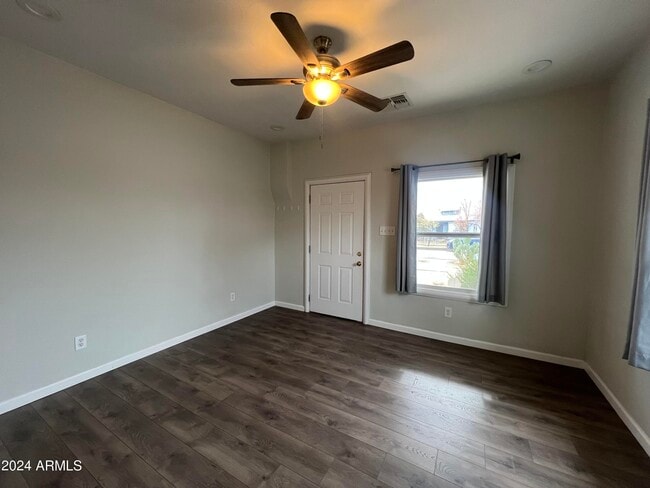 Photo - 1106 E Taylor St