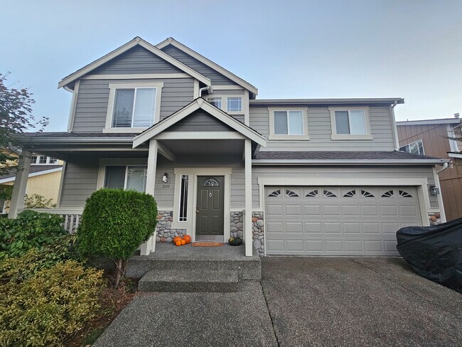 Freshly Painted - 3145 Horse Haven St SE House