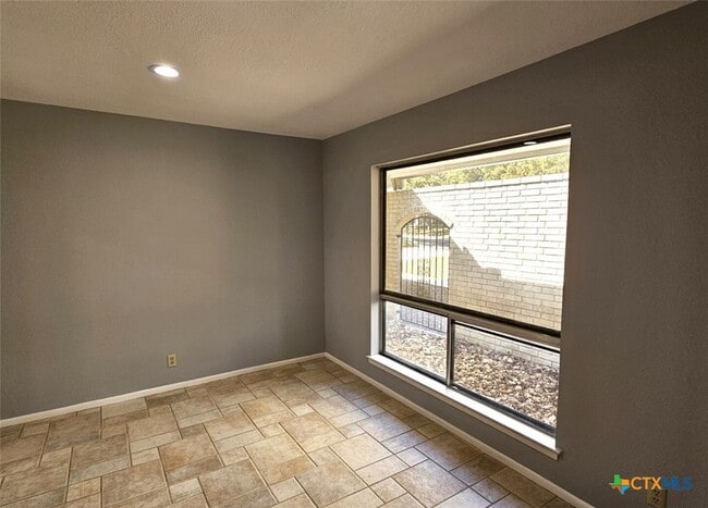 Photo - 118 Richardson Dr