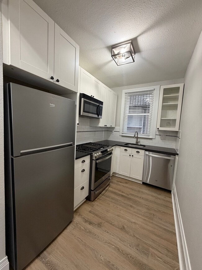 Photo - 1703 Bellevue Ave