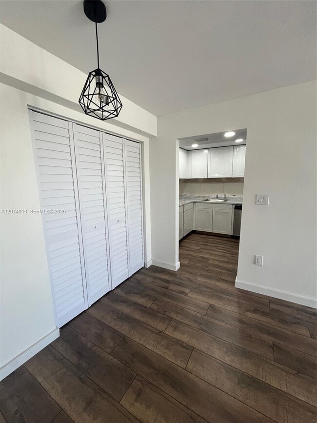 Photo - 1720 NW N River Dr Unidad 210