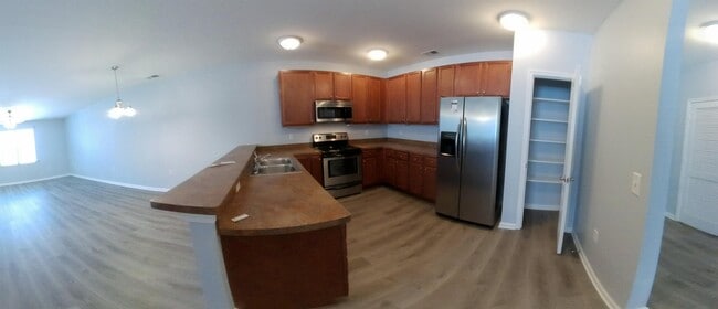 Photo - 908 Southmoor Dr