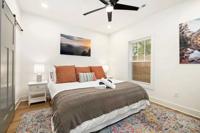 376 S Hill Ave Unit SI ID1297814P