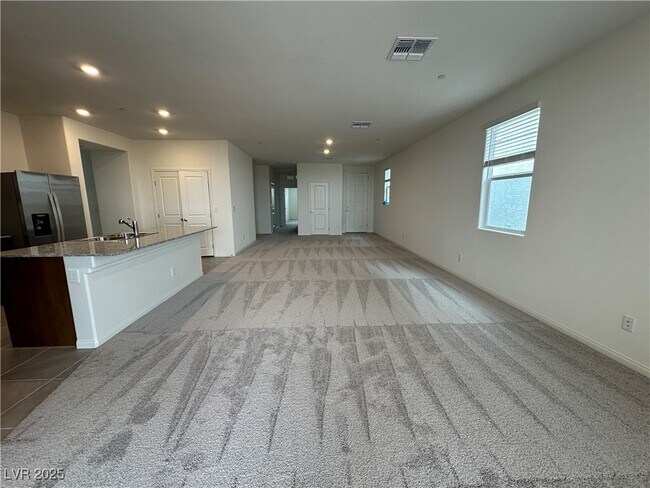 Photo - 5548 Hill Spire St