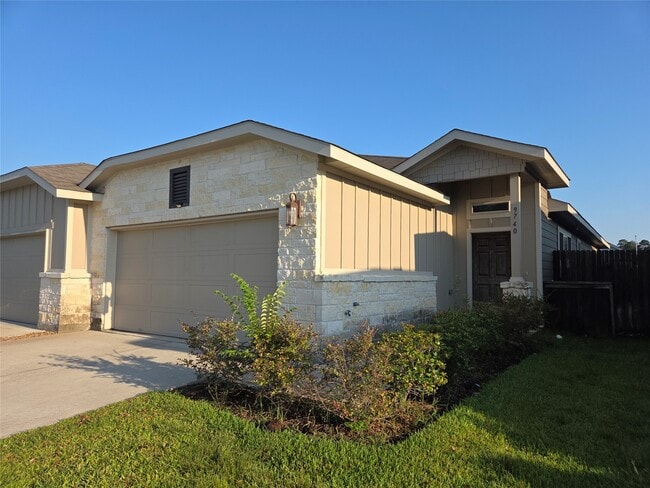 Photo - 9740 Grosbeak Ln