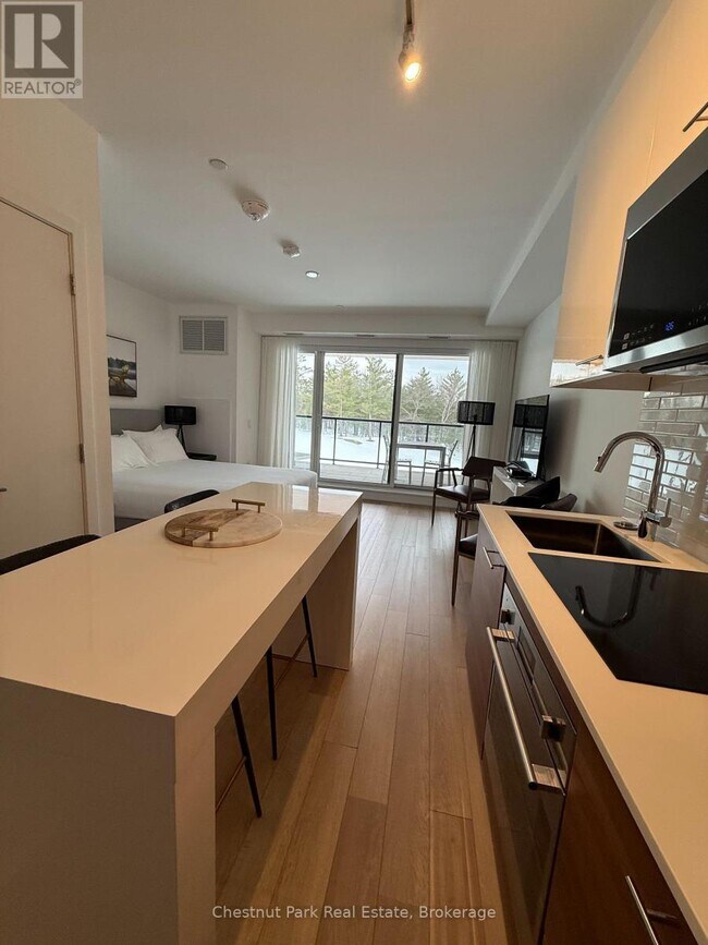 Photo - 120 Carrick Trail Unité 303