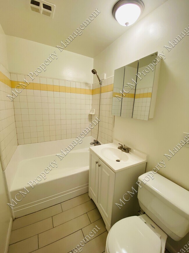 Unit 15 Guest Bathroom