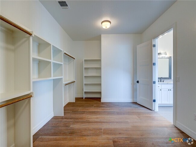 Building Photo - 505 Magan Ln Rental