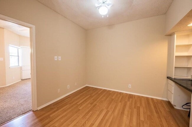 Photo - 2818 Nueces St Unit 311