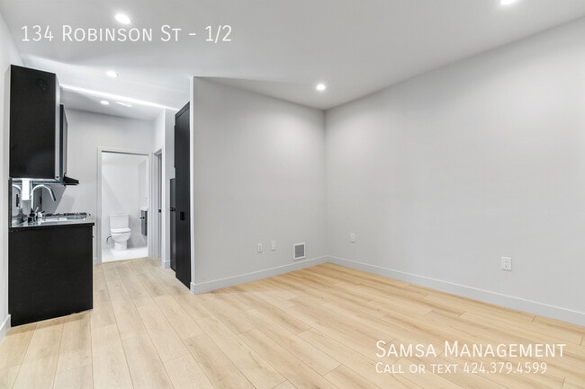 Photo - 134 Robinson St Unit 1/2