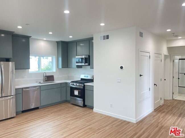 4017 Mont Clair St Unit 4019