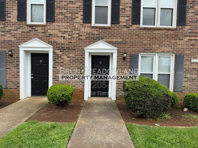 Photo - 9116 Parktop Ln NW