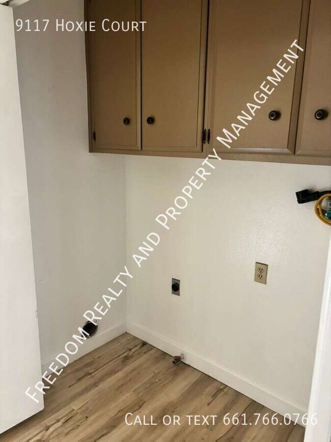 Photo - 9117 Hoxie Ct