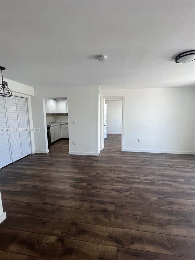 Photo - 1720 NW N River Dr Unidad 210