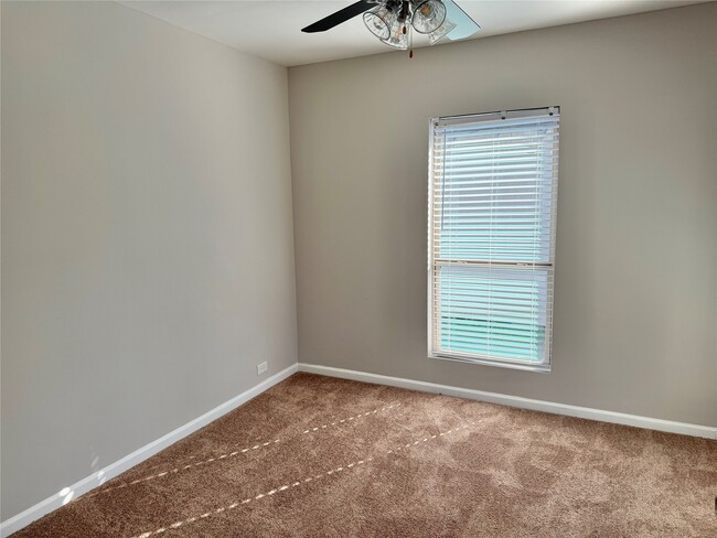 Building Photo - 3231 Holman St