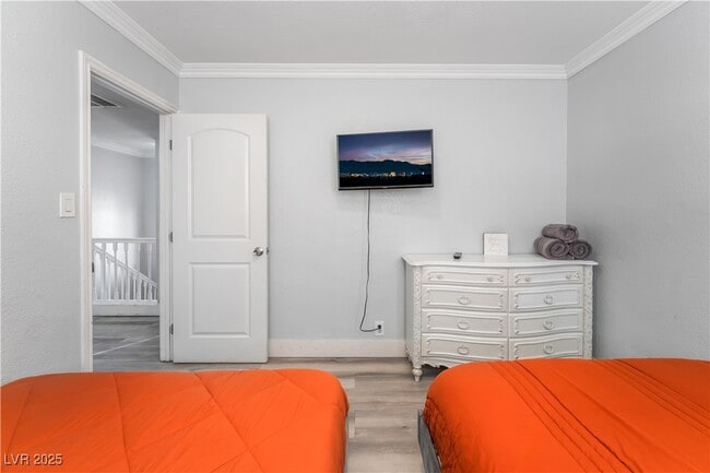 Photo - 2419 E Vegas Valley Dr