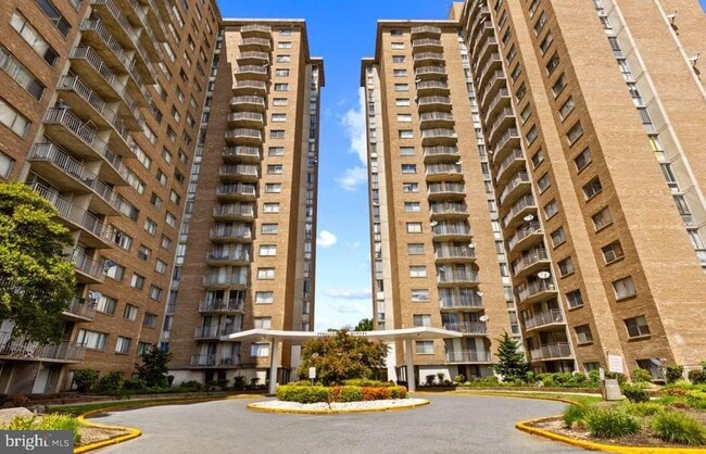 Building Photo - 1836 Metzerott Rd Rental
