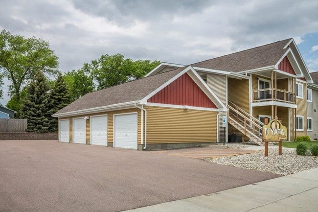 Photo - Tiyata Place