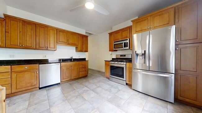 Building Photo - 43 Boyd St Unit 2