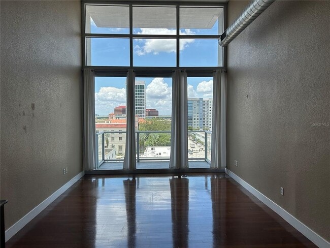 Building Photo - 150 E Robinson St Unit 710 Rental