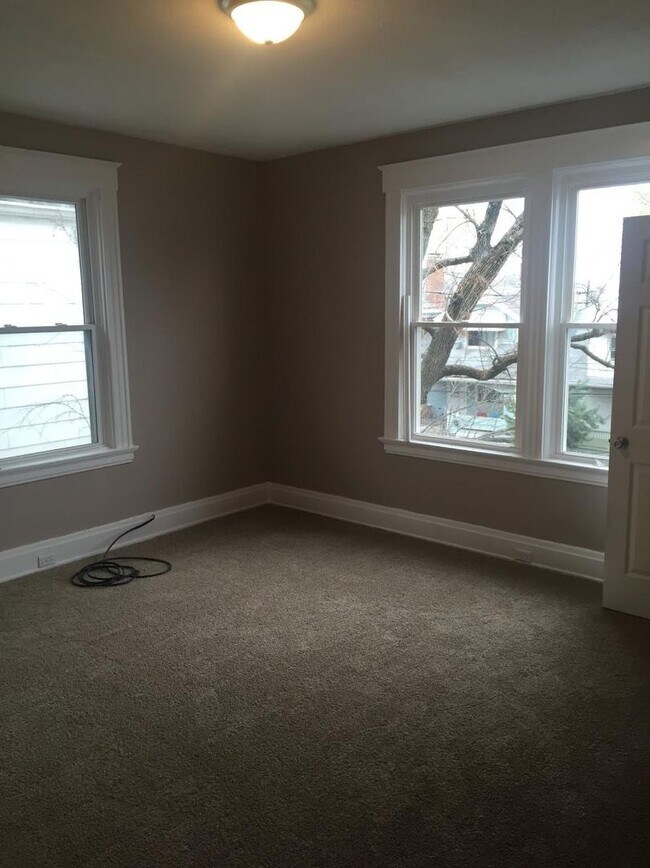 Photo - 4 Bed 1.5 Bath located in Norwood