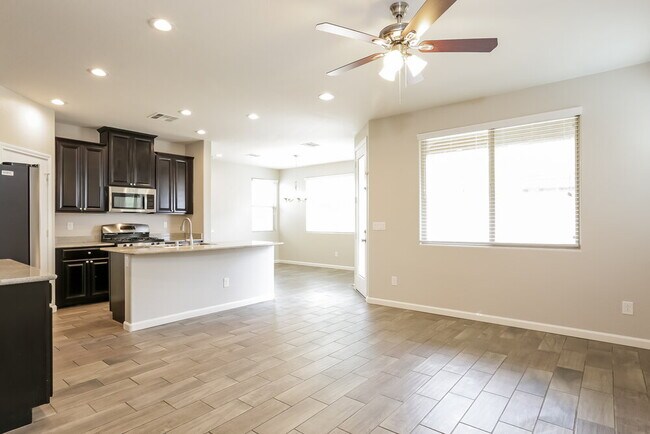 Photo - 6388 Kellyville Dr