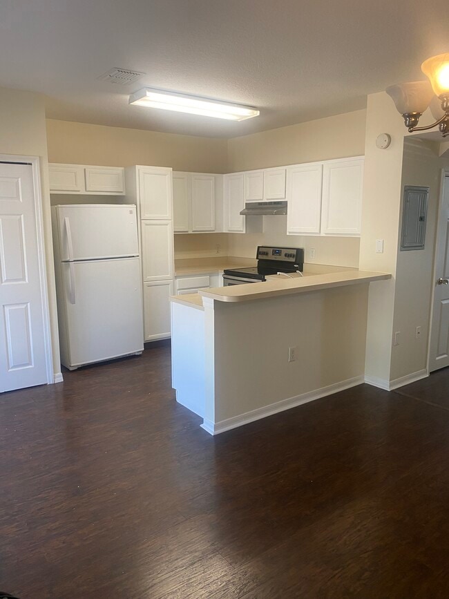 Photo - 1508 Blue Magnolia Rd