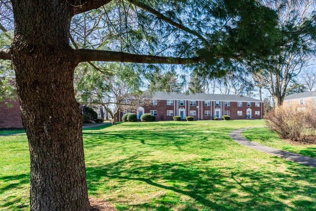 Brookdale Gardens Condo