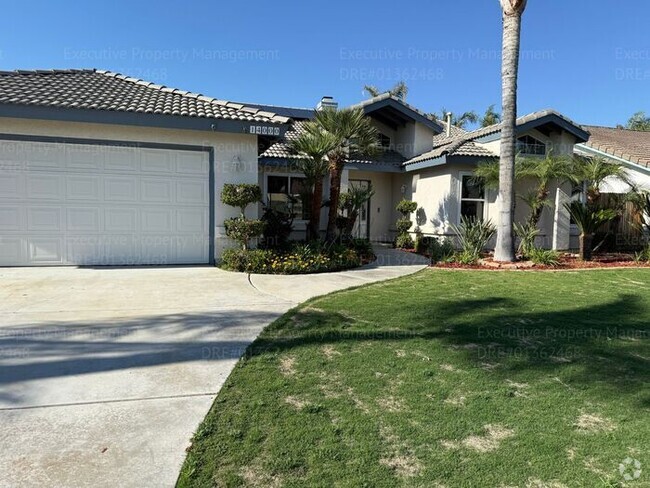 Building Photo - 3 bedroom/ 2 bathroom Rental