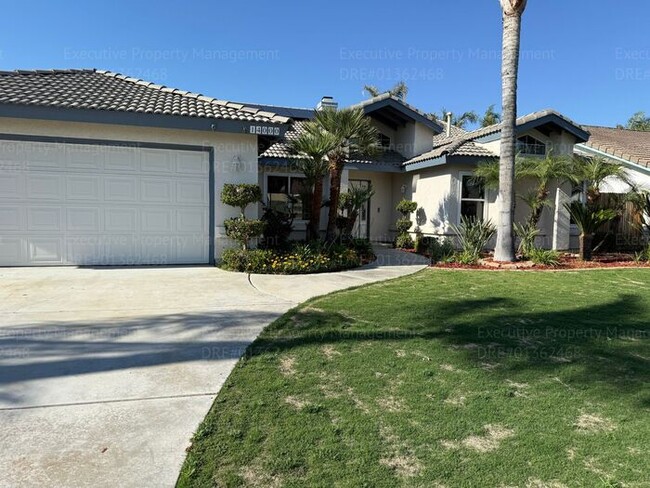 3 bedroom/ 2 bathroom - 3 bedroom/ 2 bathroom House