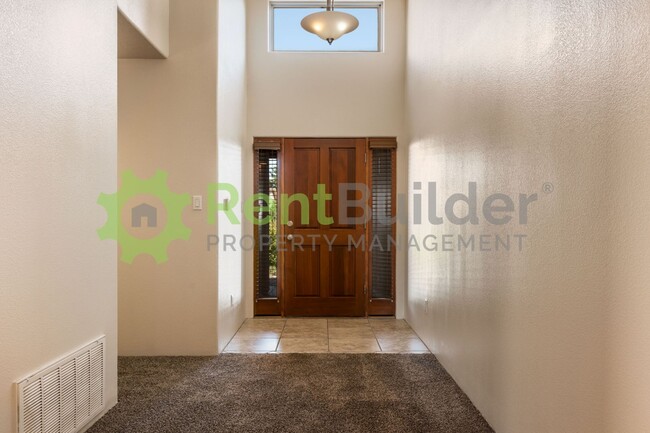 Photo - Model Perfect Living in Beautiful Loma Pinon