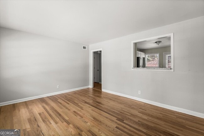 Photo - 190 Opal Dr