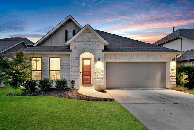 Building Photo - 204 Belford St