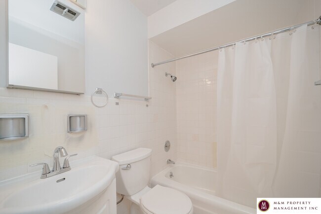 Photo - 428 Washington Blvd