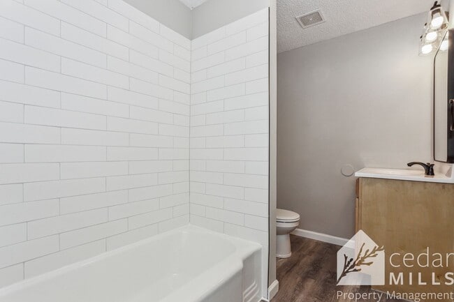Photo - Completely remodeled 3 bed 2 bath home, steps from WSU main campus.