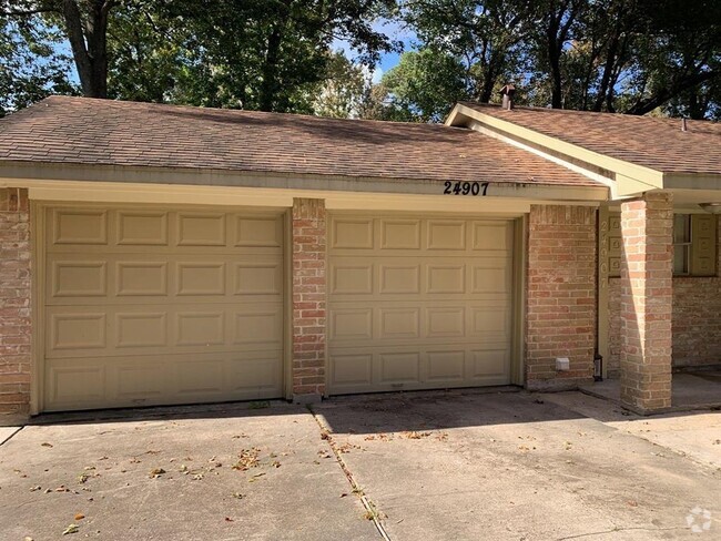 Building Photo - 24907 Hickory Hill Rd Rental