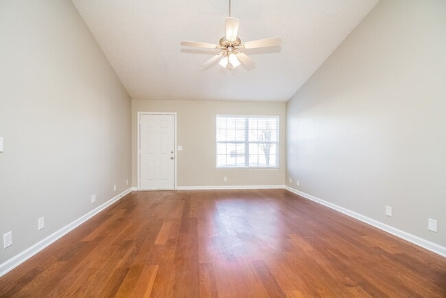 Photo - 1515 Clifdon Ct