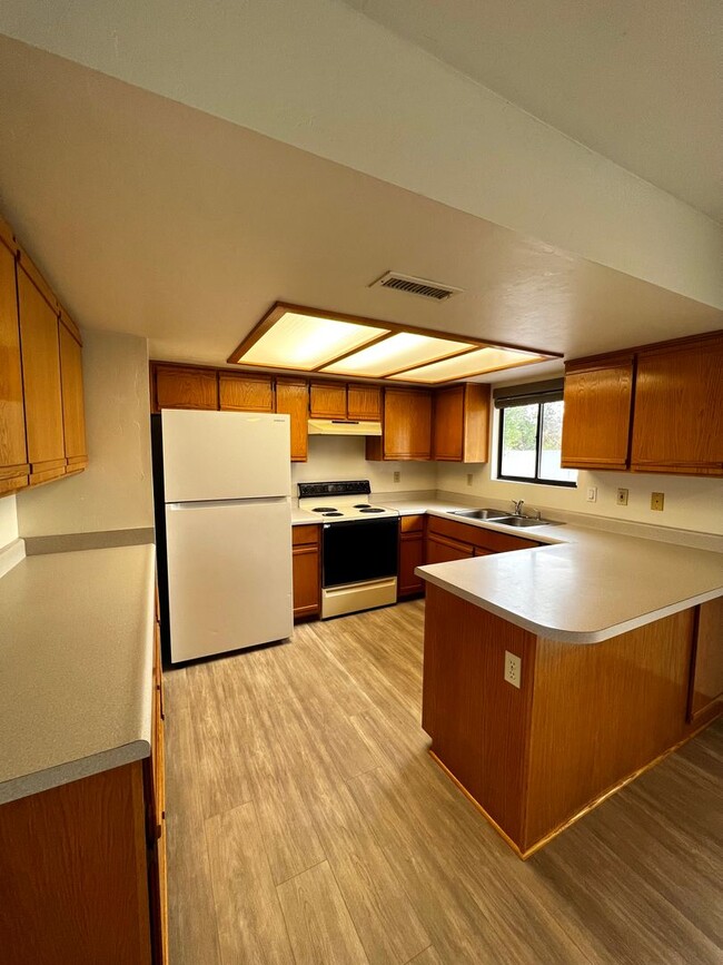 Photo - Three Bedroom Home Near Hwy 69