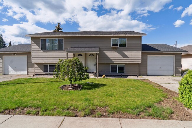 4 Bed 2 Bath Duplex in Spokane Valley!! - 4 Bed 2 Bath Duplex in Spokane Valley!! Casa