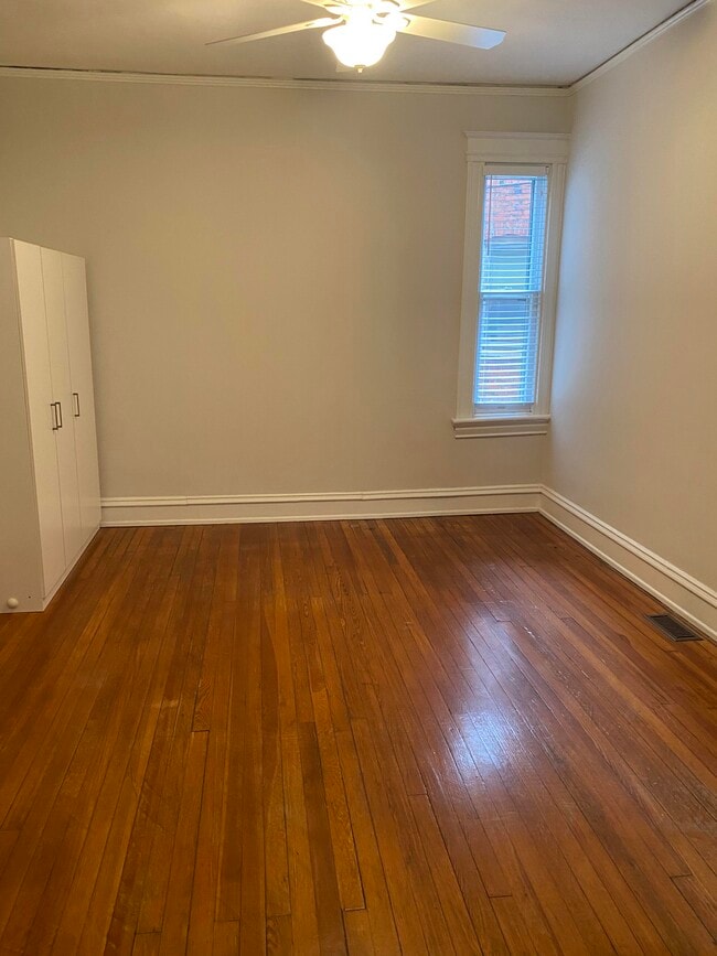 Photo - 2213 Floyd Ave. Unit B (Downstairs)