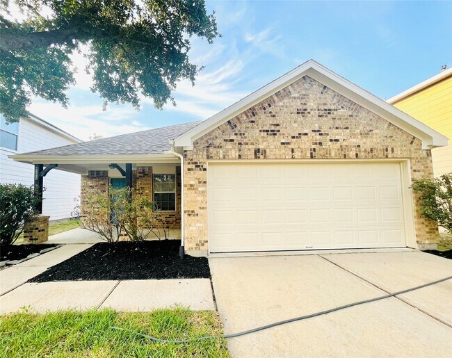 Building Photo - 24542 Lakecrest Village Dr Rental