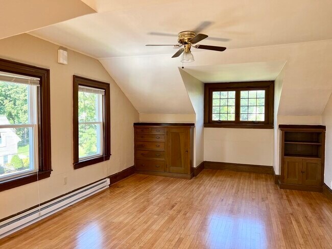 Photo - 38 Crescent St