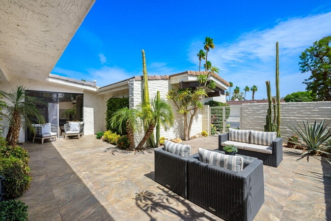 44837 Oro Grande Cir