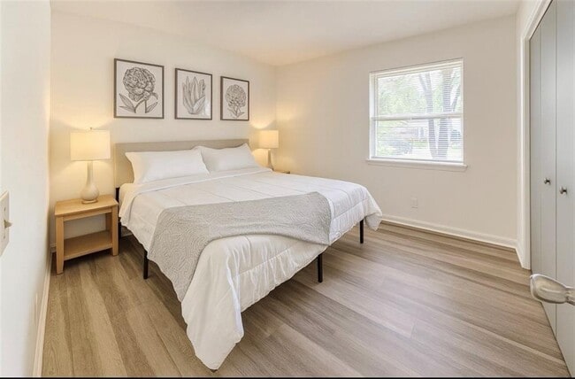 Photo - 1660 Almand Creek Dr SW