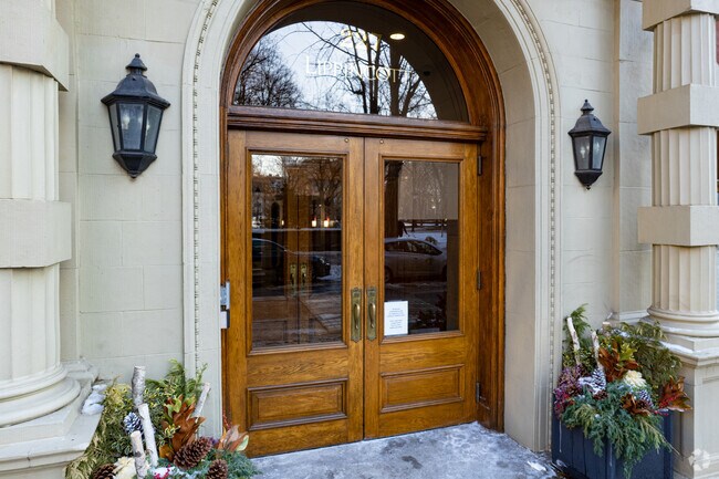 Photo - Lippincott Bldg