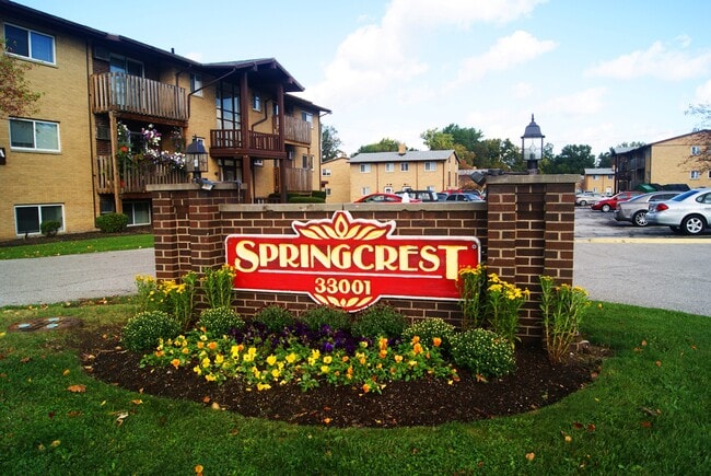 Springcrest Apartments - Springcrest Apartments