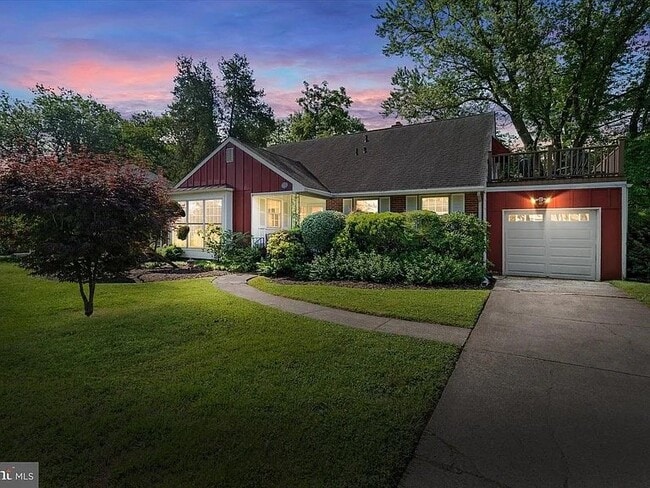 Building Photo - 55 Woodhill Ct