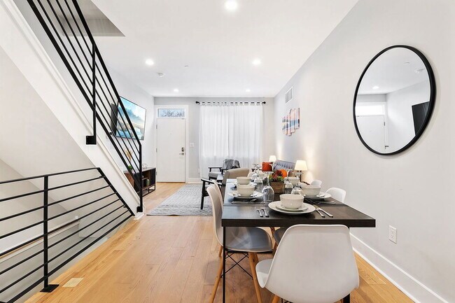 Photo - 2235 E William St House